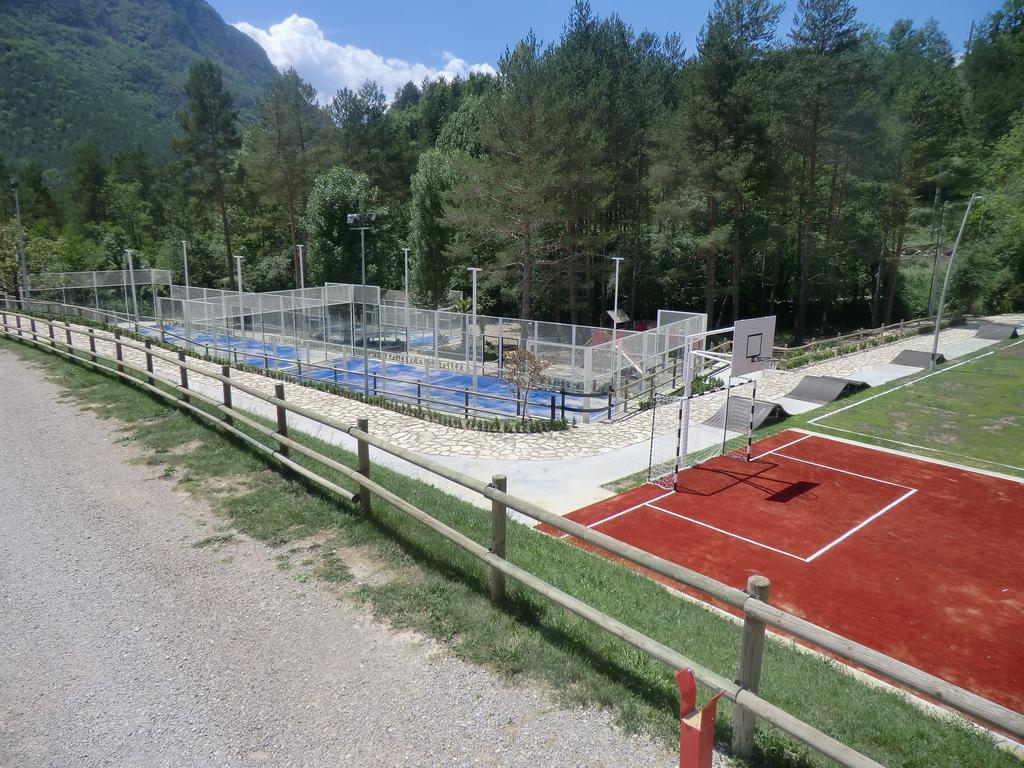 Camping L'Espelt 라 포블라 데 리예트 외부 사진