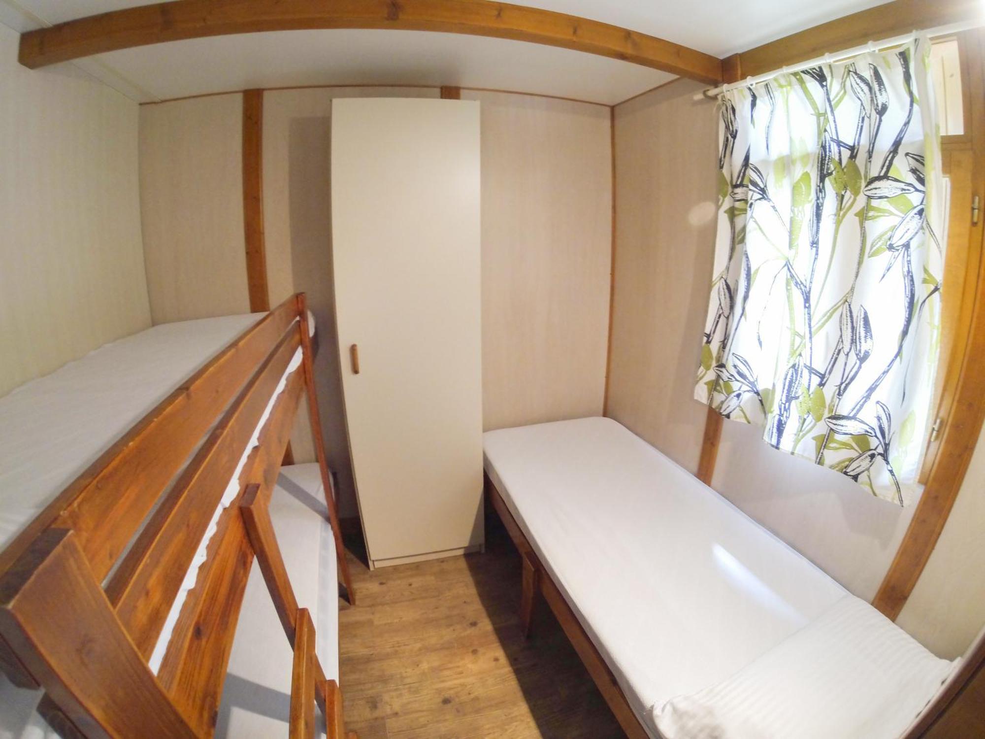 Camping L'Espelt 라 포블라 데 리예트 객실 사진