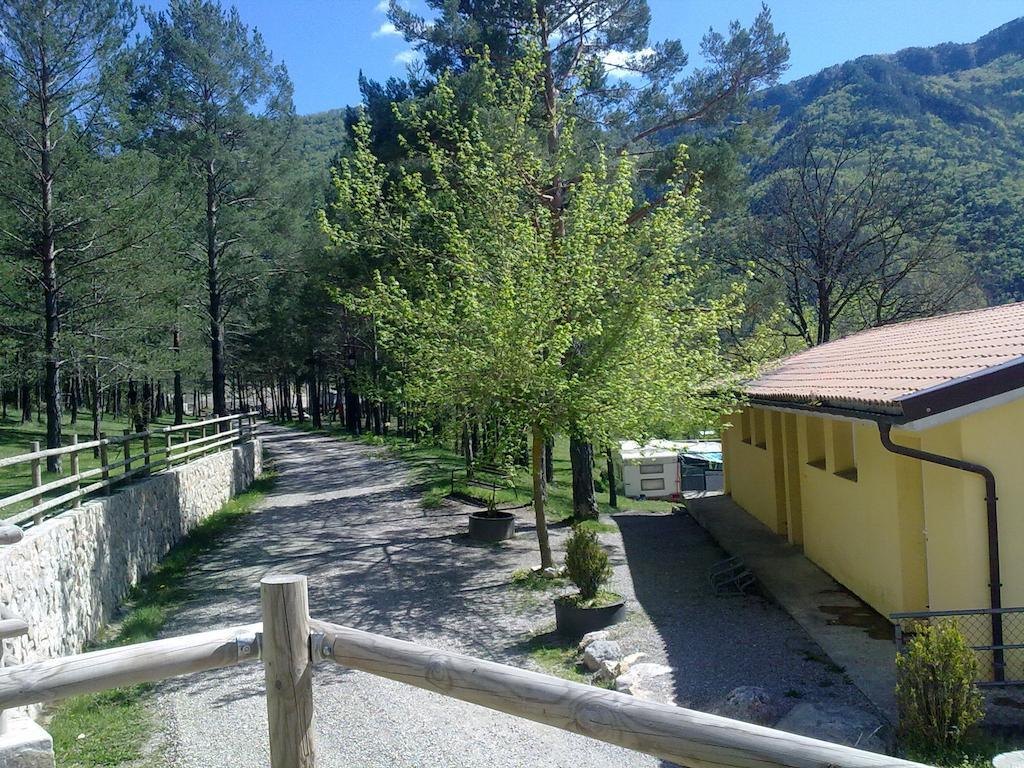 Camping L'Espelt 라 포블라 데 리예트 외부 사진