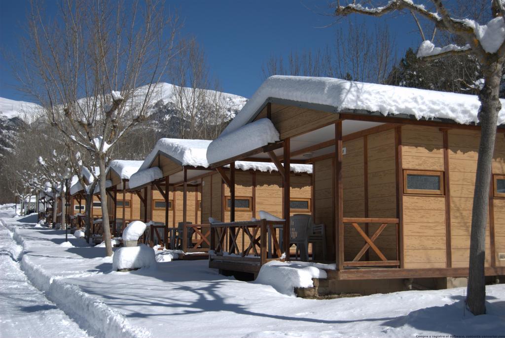 Camping L'Espelt 라 포블라 데 리예트 외부 사진